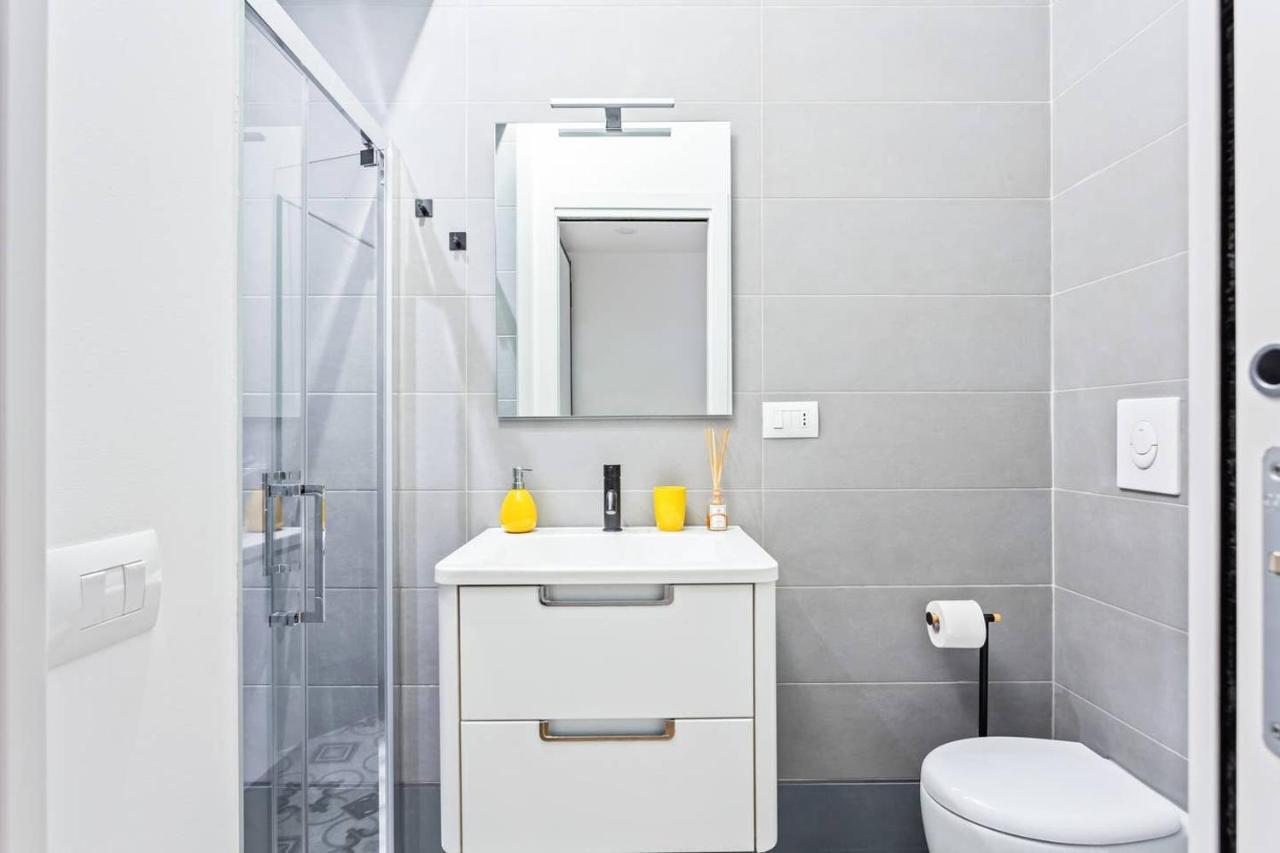 Апартаменти Design And New Flat In Navigli District Мілан Екстер'єр фото
